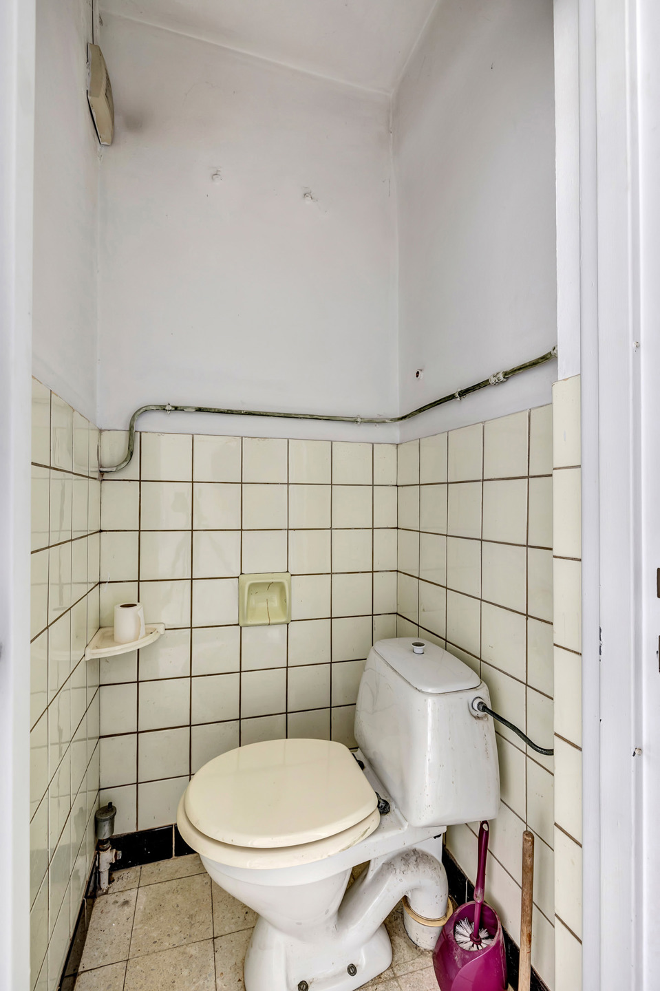 fe21f60a04ad4d839dbdbdf28b5a8f1d.jpg
