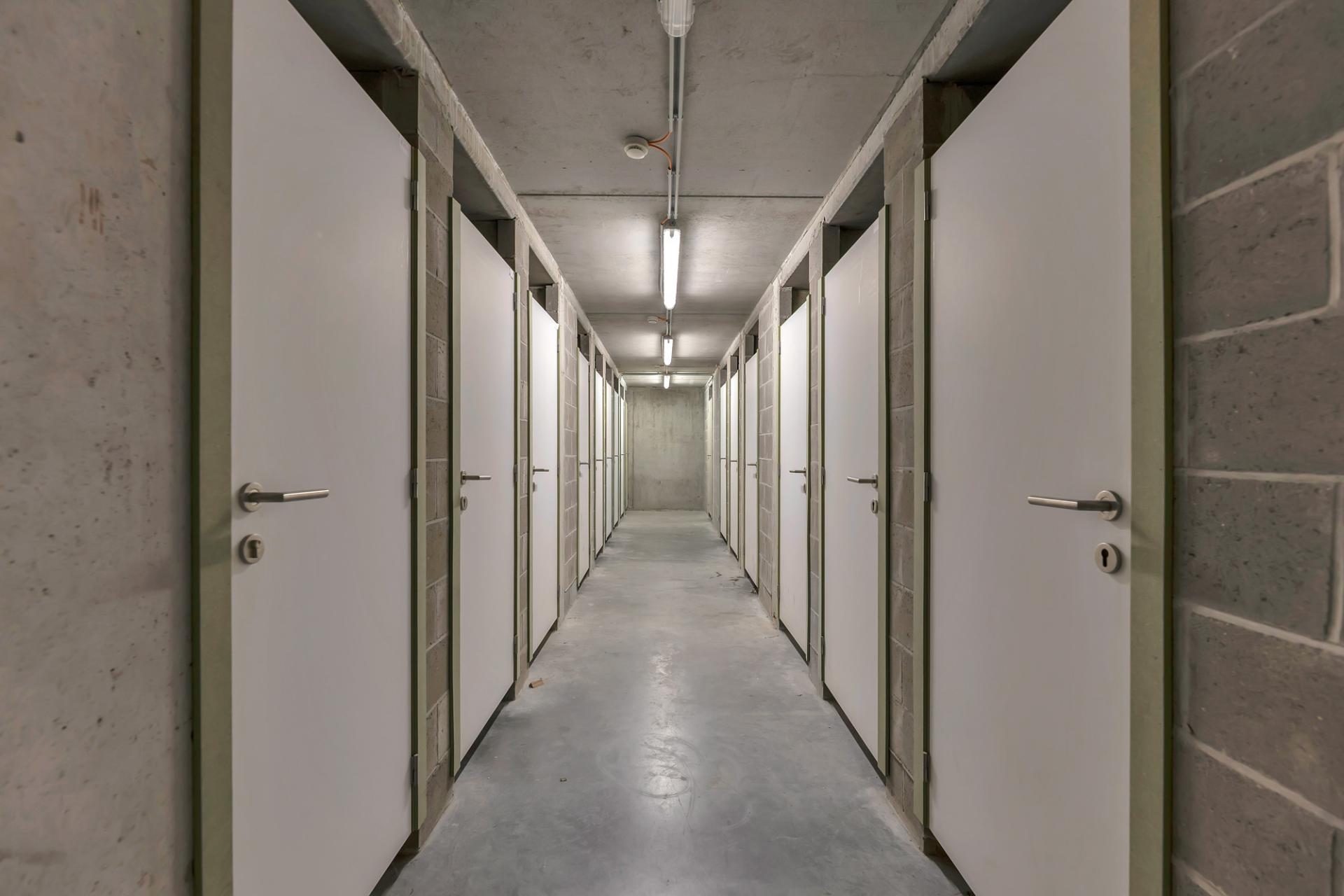 Stationsplein-25,-5.07,-9470-Denderleeuw-28.JPG