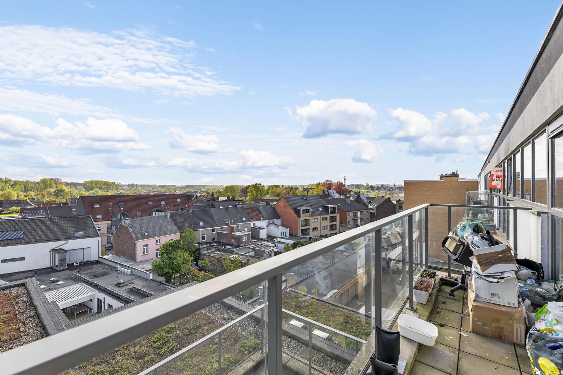 Stationsplein-25,-5.07,-9470-Denderleeuw-22.JPG