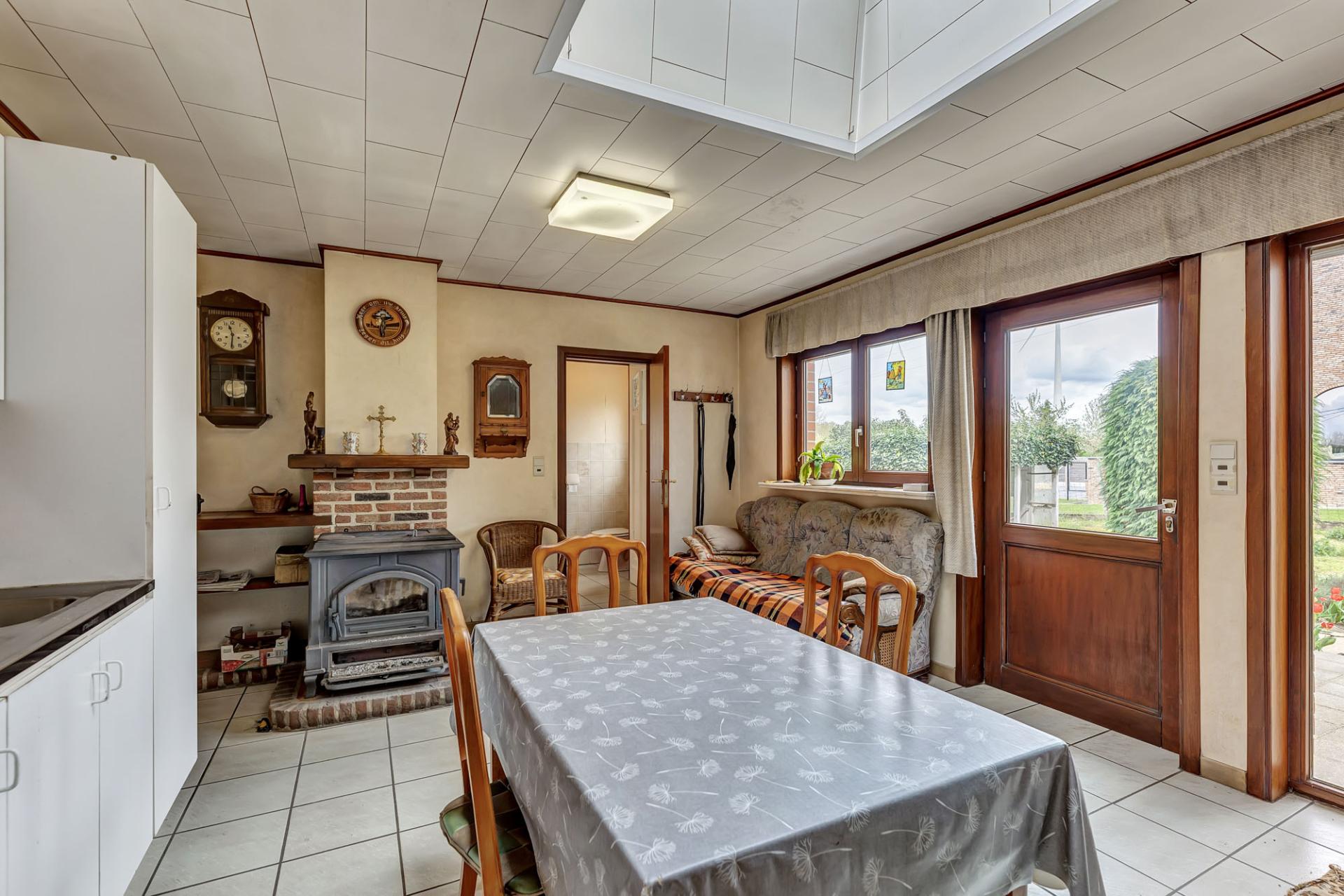 Vossel-54,-9450-Denderhoutem-8.JPG