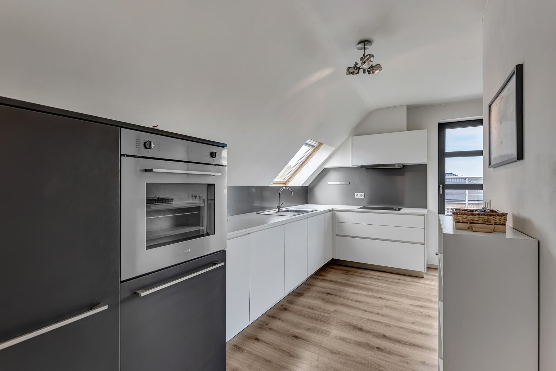 Moeder-Tiburcestraat-14,-bus-5,-9400-Ninove-6.jpg