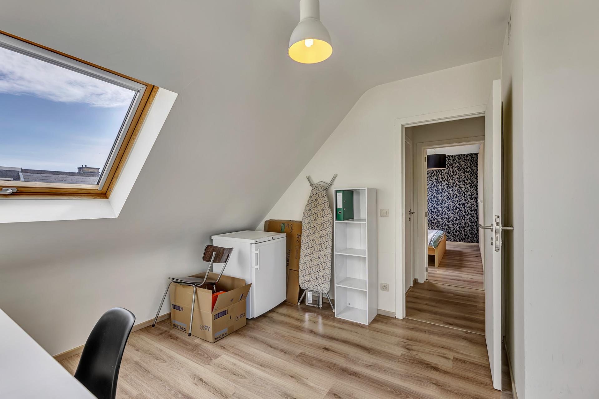Moeder-Tiburcestraat-14,-bus-5,-9400-Ninove-17.jpg