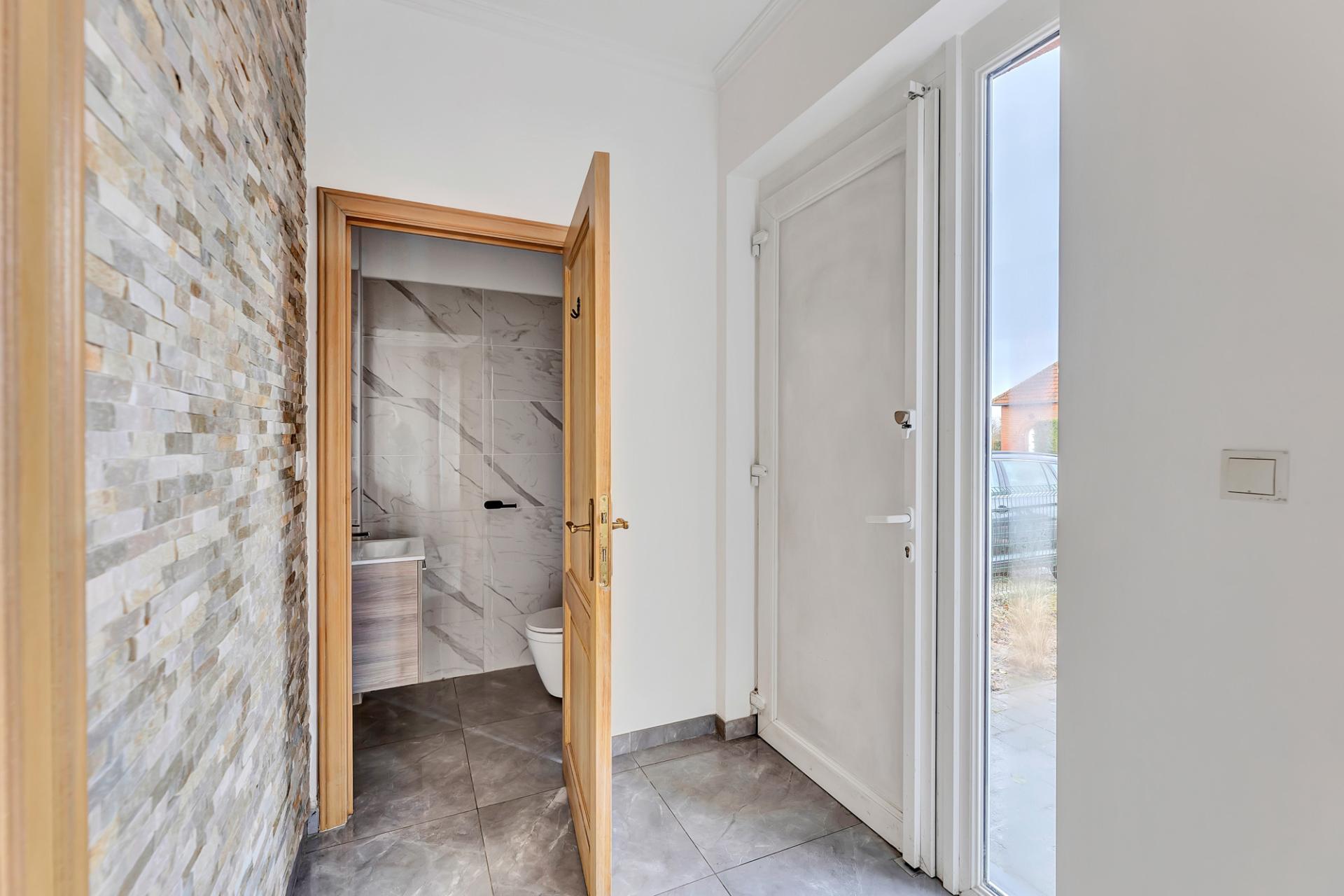 Ninoofsesteenweg-216,-1750-Lennik-2.JPG