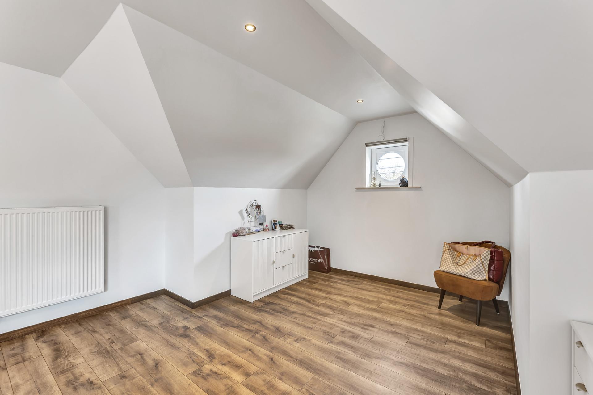 Aalstsesteenweg-121,-B-9500-Geraardsbergen-43.JPG