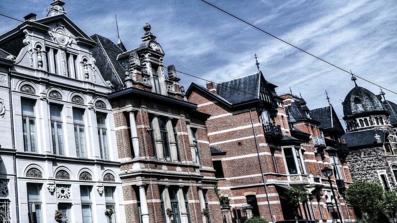 Header_zurenborg